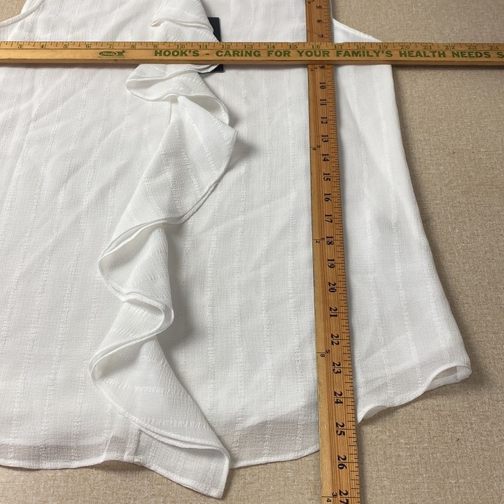 TOMMY HILFIGER White Sleeveless Ruffle Front Top M Lined Blouse - Picture 14 of 14